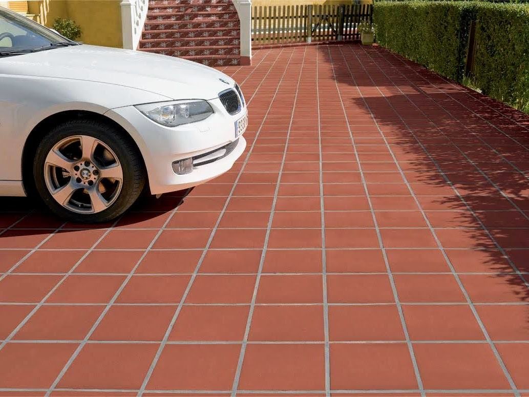 40x40 Saj Heavy Duty Terracotta Parking Tile